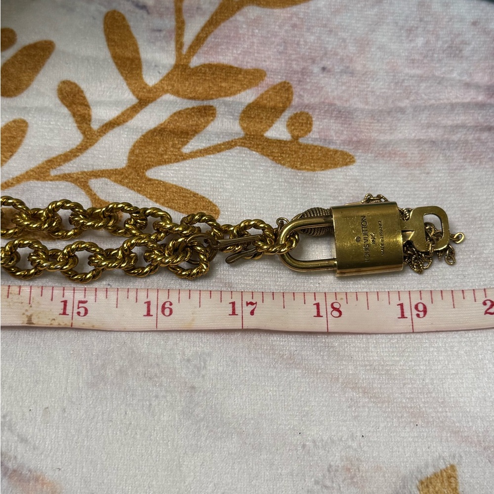 Louis Vuitton Lock & Key #316 Vintage 10K Gold Accents Teardrop Tassel Necklace - Picture 15 of 15